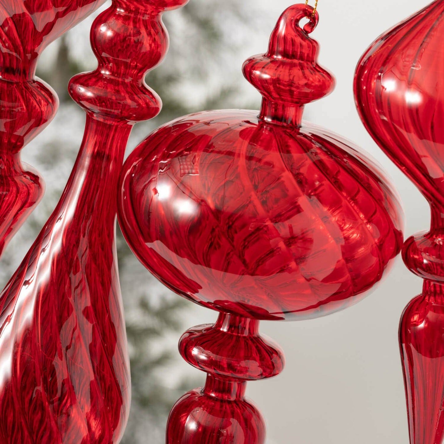 RED GLASS FINIAL ORNAMENT Sullivans Home Decor