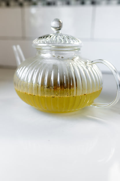 Traditional Fluted Glass Teapot with Tea Infuser